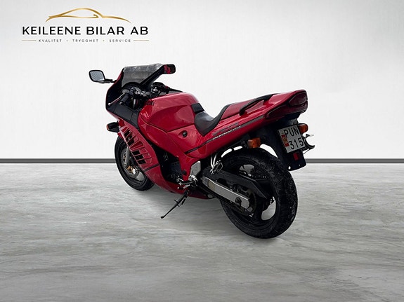 Suzuki Cycles RF600R 0.6 599cc 9 of 18
