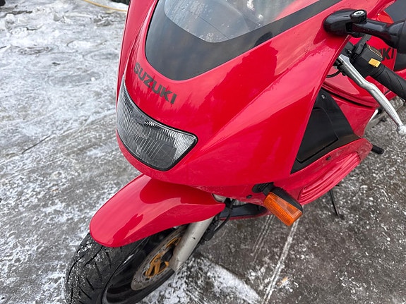 Suzuki Cycles RF600R 0.6 599cc 12 of 18