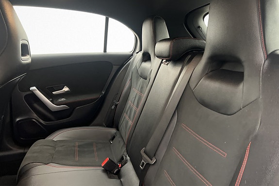 Mercedes-Benz A180 20 of 21
