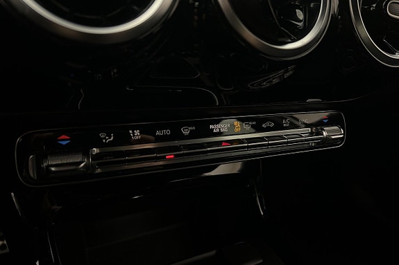 Mercedes-Benz A180 16 of 21
