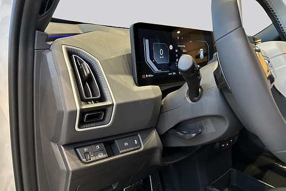 Kia EV5 17 of 27