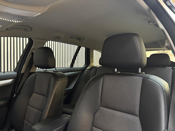Mercedes-Benz C220 25 of 25