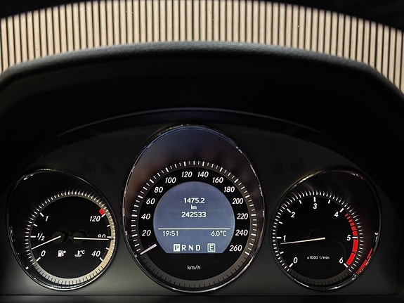 Mercedes-Benz C220 22 of 25