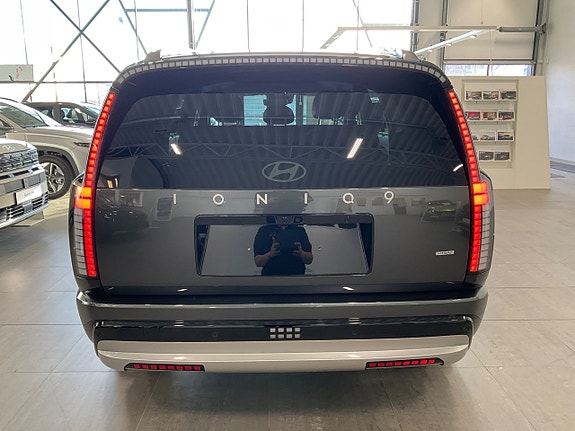 Hyundai Ioniq 9 5 of 29
