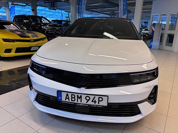 Opel Astra 3 of 5