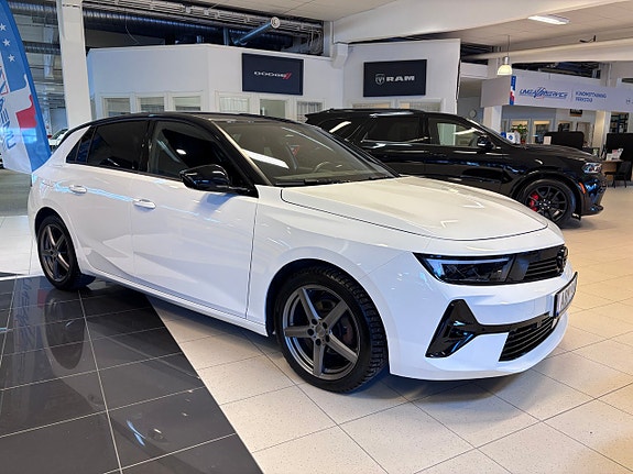 Opel Astra 4 of 5