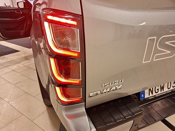 Isuzu D-max 12 of 14