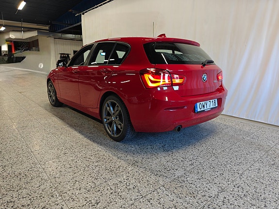 BMW 116d 4 of 5