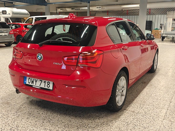 BMW 116d 9 of 13