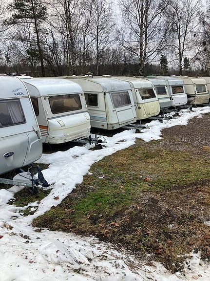 Husvagnar köpes även fukt problem ring Peter 0705-127991