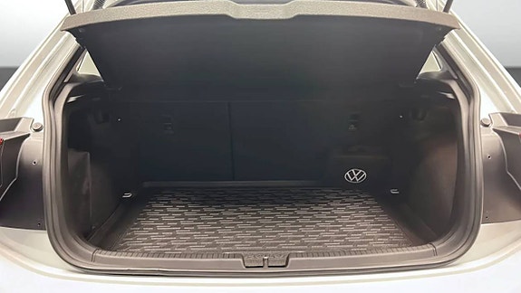 Volkswagen Polo 8 of 8
