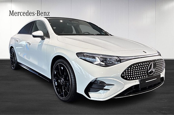 Mercedes-Benz CLA350 2 of 11