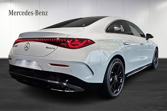 Mercedes-Benz CLA350 3 of 11