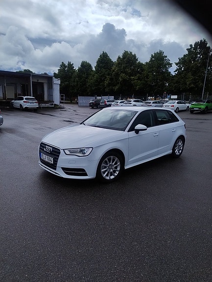 Audi A3 3 of 5