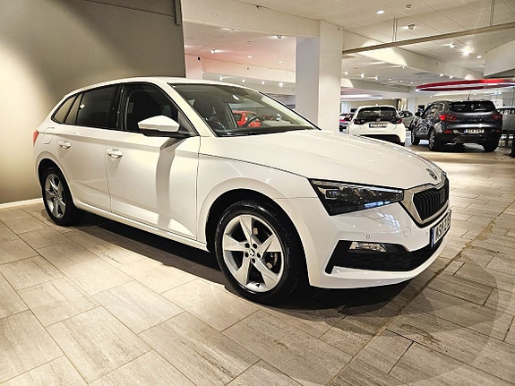 Skoda Scala 4 of 5