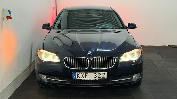 BMW 520d 3 of 5