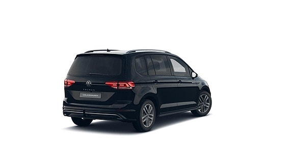 Volkswagen Touran 2 of 3