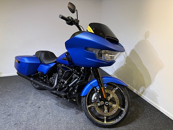 Harley-Davidson Road Glide 117 /KAMPANJ/FLTRX 2 of 7