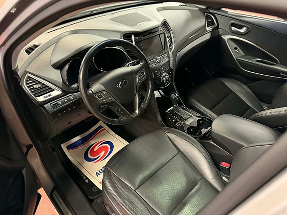 Hyundai Grand Santa Fe 9 of 19