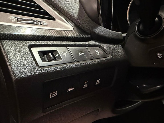 Hyundai Grand Santa Fe 18 of 19