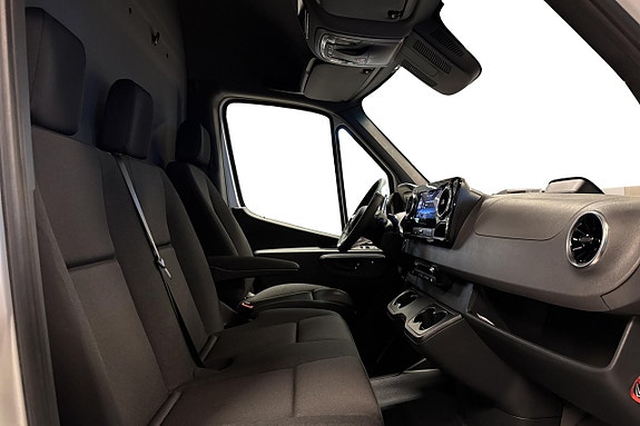 Mercedes-Benz Sprinter 411 14 of 19
