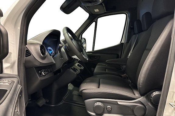 Mercedes-Benz Sprinter 411 16 of 19