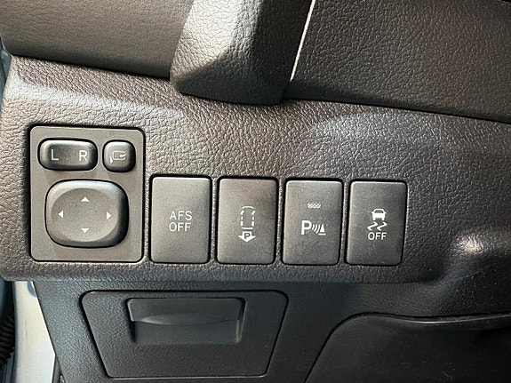 Toyota Auris 13 of 15