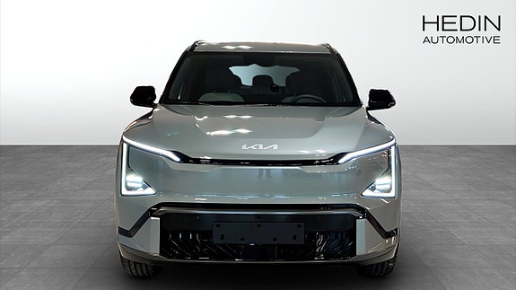 Kia EV5 7 of 12