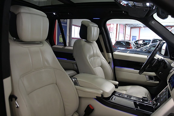 Land Rover Range Rover 23 of 27