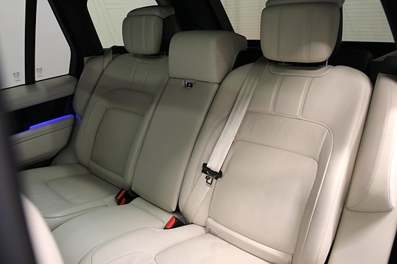 Land Rover Range Rover 16 of 27