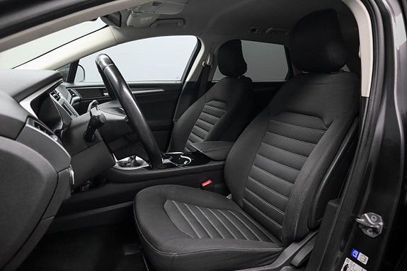 Ford Mondeo 9 of 22