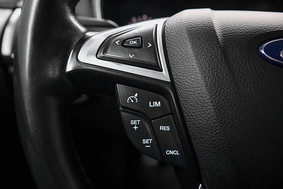 Ford Mondeo 13 of 22
