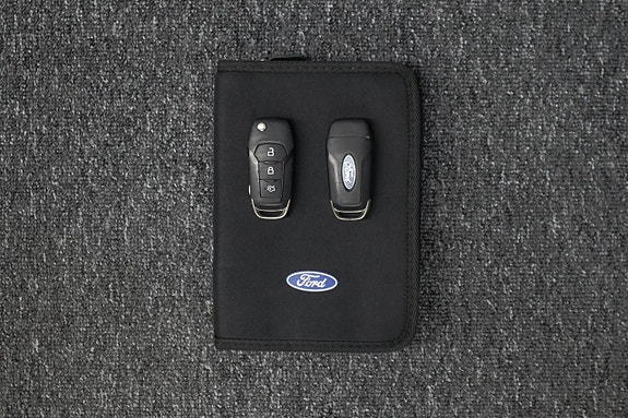 Ford Mondeo 22 of 22