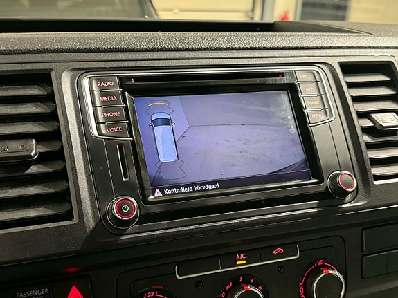 Volkswagen Transporter 16 of 16