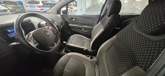 Renault Captur 7 of 8