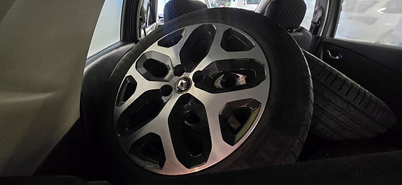 Renault Captur 8 of 8