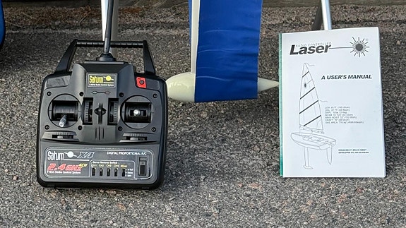 Radiostyrd segelbåt Laser 4 of 4
