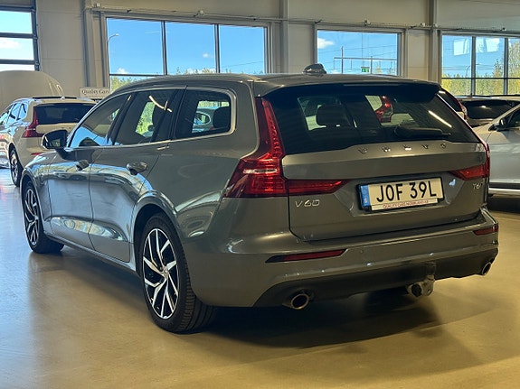 Volvo V60 6 of 29
