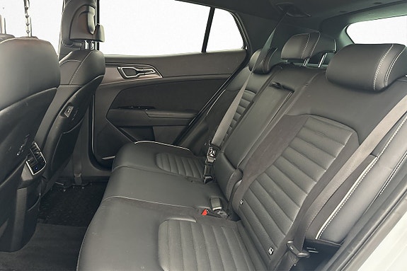Kia Sportage 17 of 30