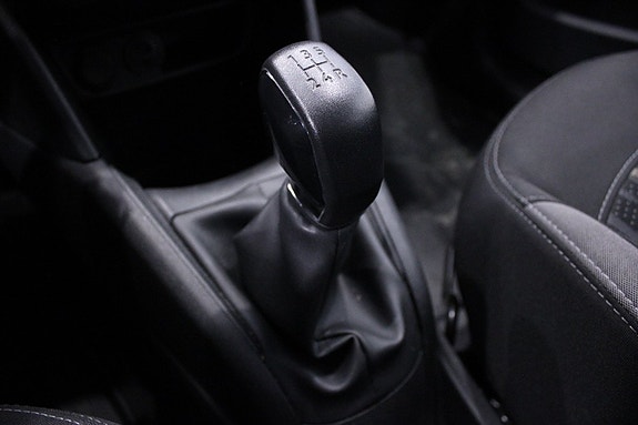 Peugeot 208 20 of 25