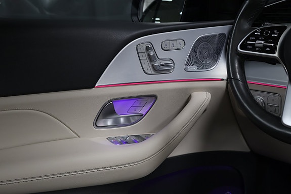 Mercedes-Benz GLE450 13 of 24