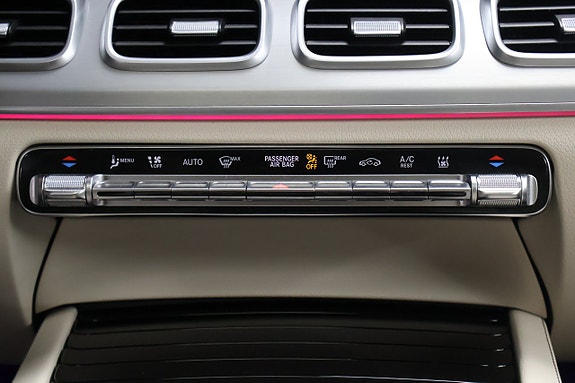 Mercedes-Benz GLE450 17 of 24