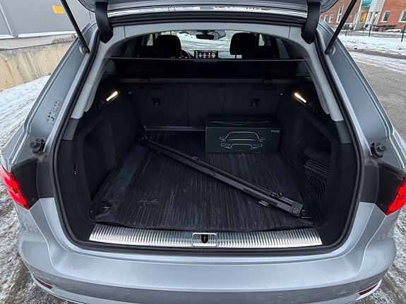 Audi A4 15 of 21