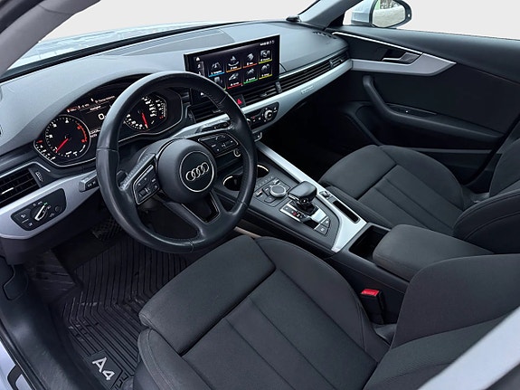 Audi A4 6 of 21