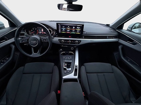 Audi A4 9 of 21