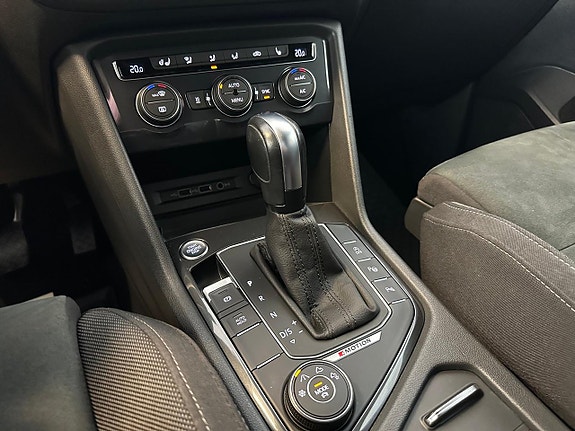 Volkswagen Tiguan Allspace 18 of 20