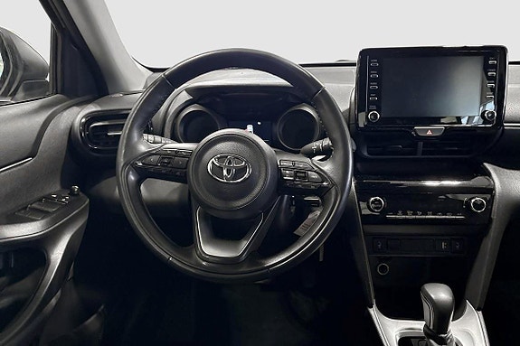 Toyota Yaris Cross 12 of 13