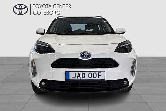 Toyota Yaris Cross 8 of 13