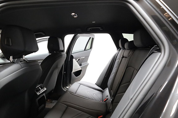 BMW 530e 18 of 27