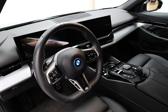 BMW 530e 7 of 27